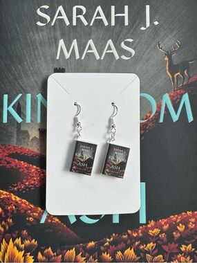 Sarah J. Maas 'Kingdom of Ash' Book Earrings - Throne Of Glass Series